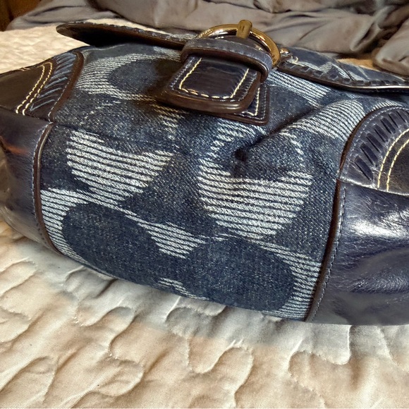 Stylish Blue Designer Women's Bag - Picture 4 of 11